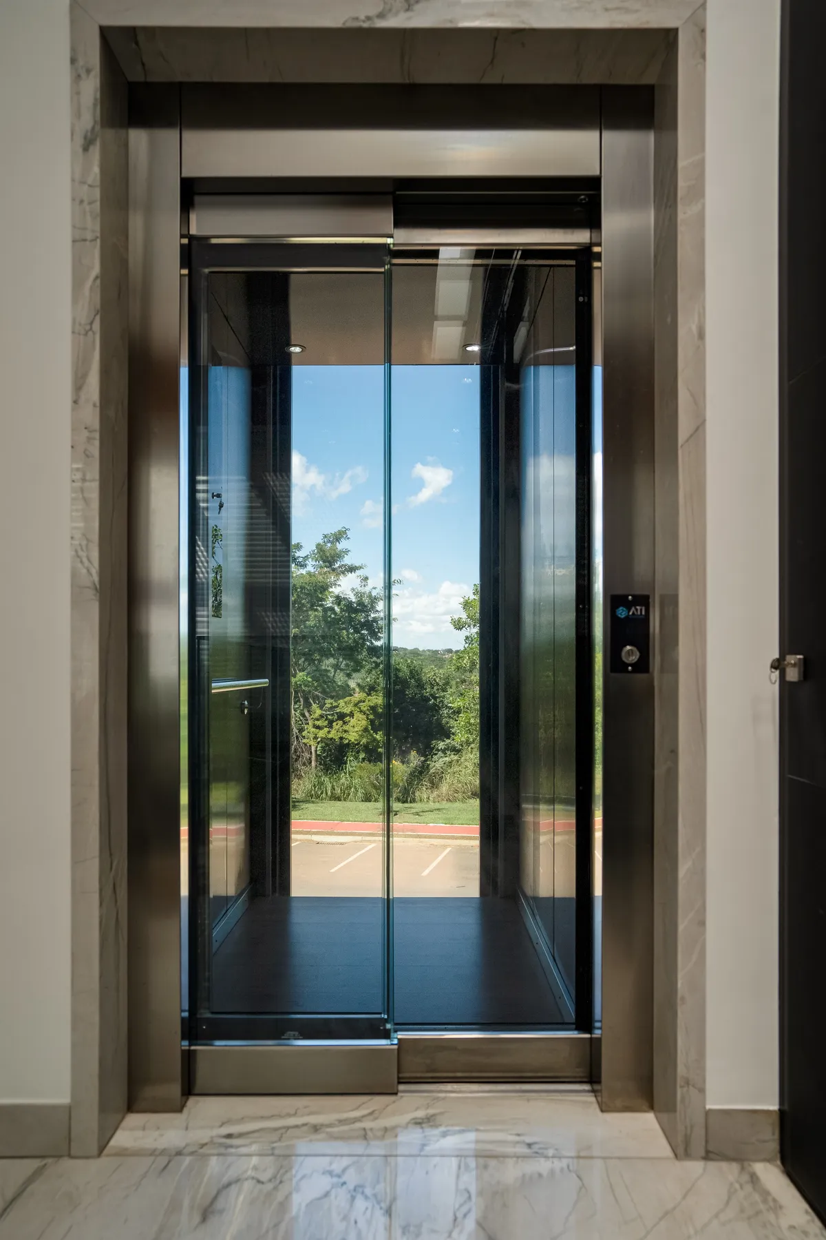 Cabine do elevador ATI Premium